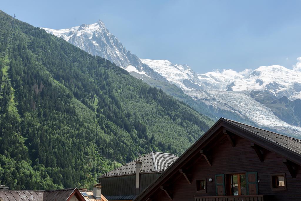 Apartment Blanc Neige 2 - Centre De Chamonix Bagian luar foto